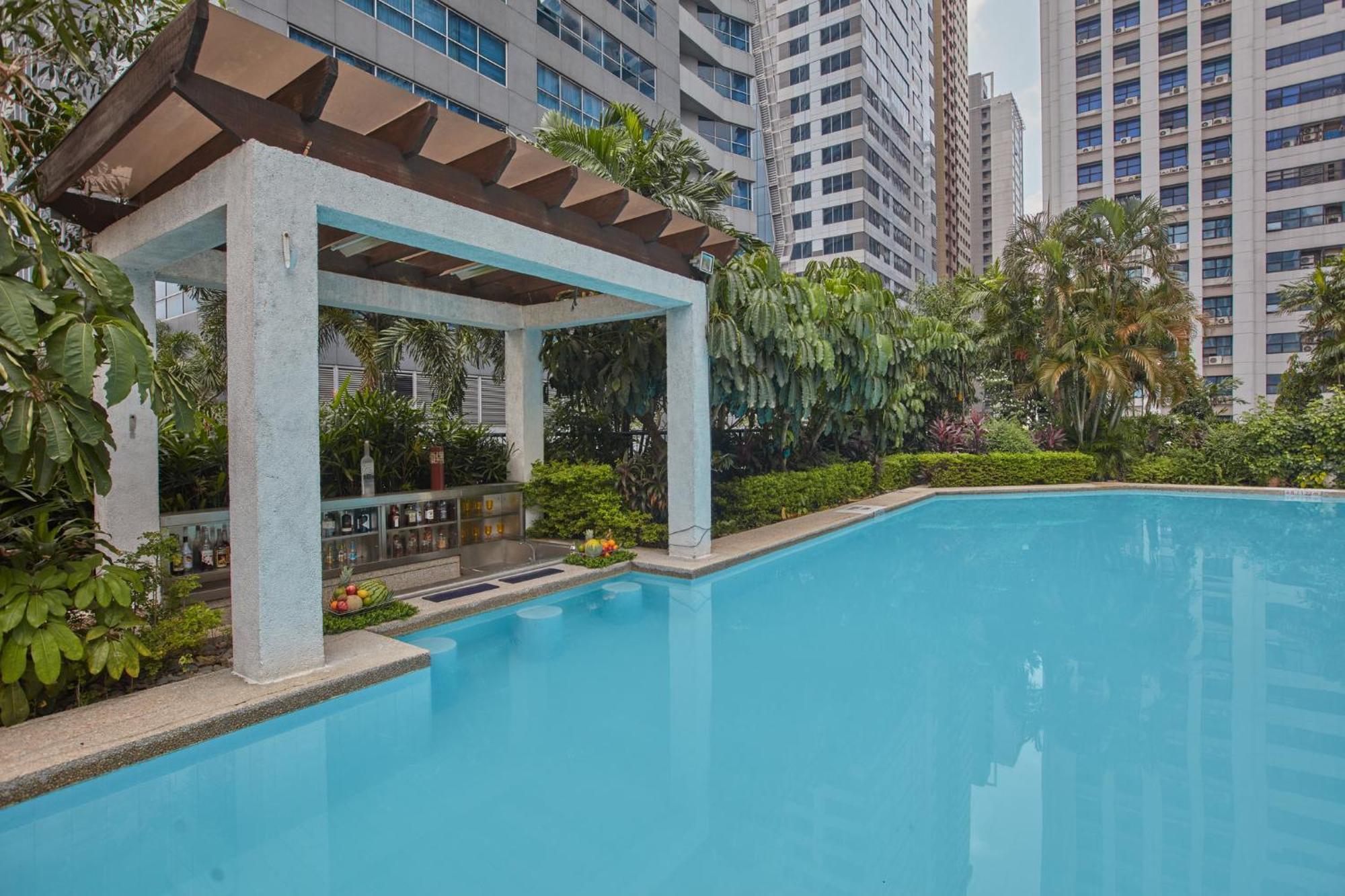 Crowne Plaza Manila Galleria, an IHG Hotel Pasig City Esterno foto